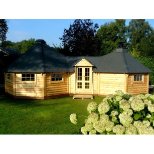 PODWÓJNY DOMEK GRILLOWY 16,5 M² Z KORYTARZEM 3,0 M