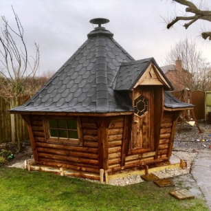 EKSKLUZYWNY DOMEK GRILLOWY 9,2 M² Z PRZEDŁUŻENIEM 2,0 M